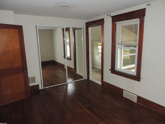 506 Hawthorn Avenue, Royal Oak, MI 48067