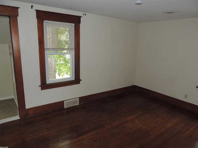 506 Hawthorn Avenue, Royal Oak, MI 48067
