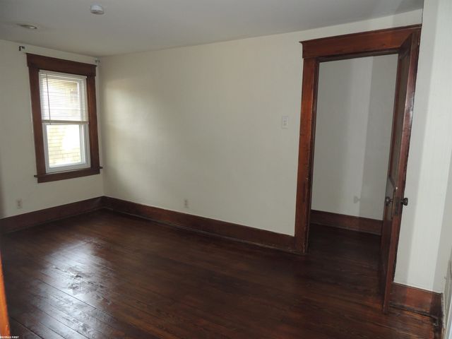 506 Hawthorn Avenue, Royal Oak, MI 48067