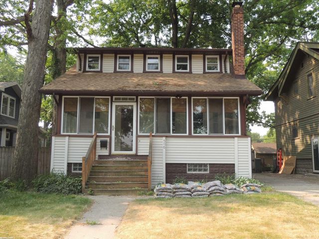 506 Hawthorn Avenue, Royal Oak, MI 48067