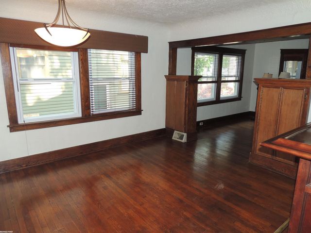 506 Hawthorn Avenue, Royal Oak, MI 48067