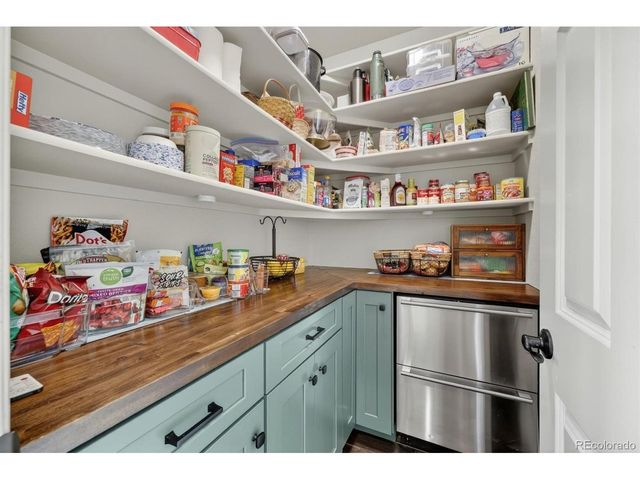 8684 Yucca St, Arvada, CO 80007