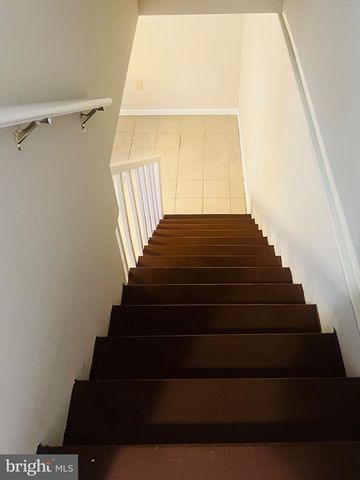 4901 FITCH PL NE, Washington, DC 20019