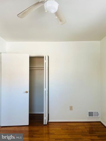 4901 FITCH PL NE, Washington, DC 20019