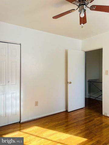 4901 FITCH PL NE, Washington, DC 20019