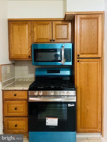 4901 FITCH PL NE, Washington, DC 20019