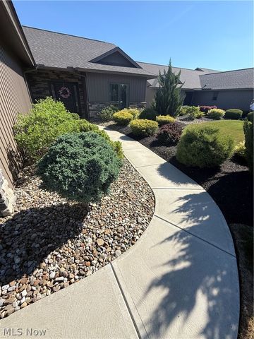 9154 Pleasant Ridge Circle, North Ridgeville, OH 44039