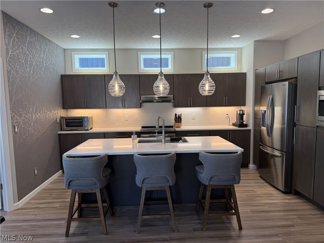 9154 Pleasant Ridge Circle, North Ridgeville, OH 44039