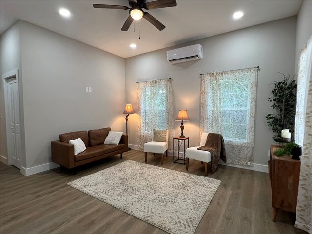 307 Hunter Street, Seneca, SC 29678