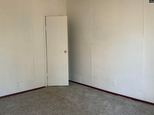 6726 E Peach Road, Ridgeway, SC 29130