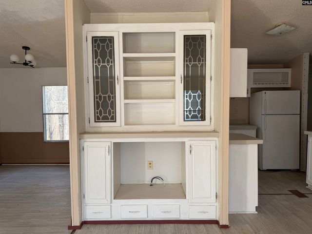 6726 E Peach Road, Ridgeway, SC 29130