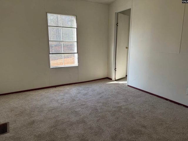 6726 E Peach Road, Ridgeway, SC 29130