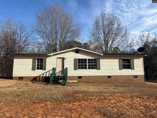 6726 E Peach Road, Ridgeway, SC 29130