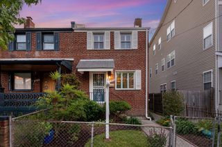 707 BURNS ST SE, Washington, DC 20019