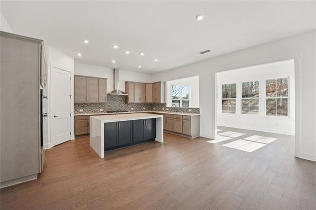 2815 Medford Drive, Cumming, GA 30041