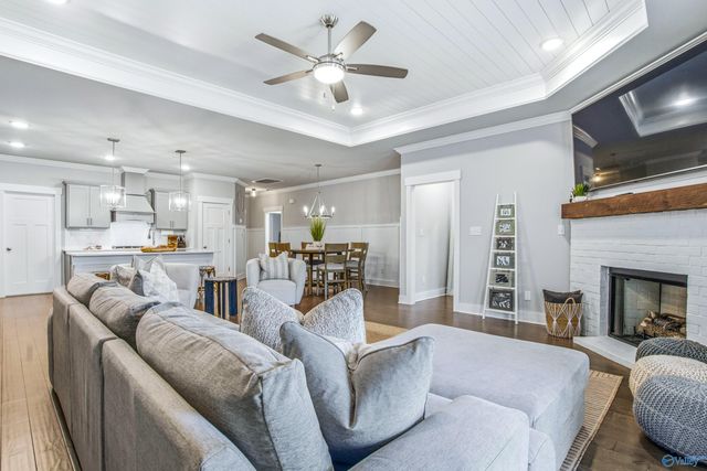 436 Tillane Park Circle SW, Huntsville, AL 35824