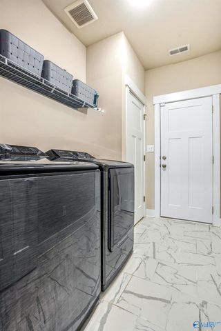 436 Tillane Park Circle SW, Huntsville, AL 35824