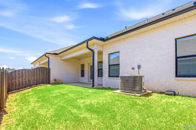 436 Tillane Park Circle SW, Huntsville, AL 35824