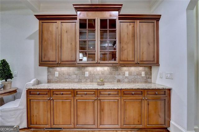 240 Wisteria Circle, Roswell, GA 30076