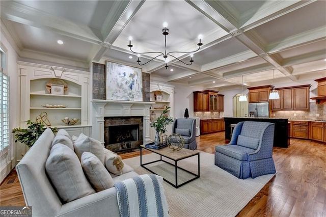 240 Wisteria Circle, Roswell, GA 30076