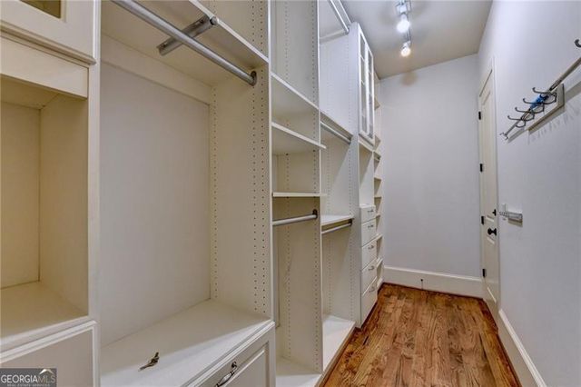 240 Wisteria Circle, Roswell, GA 30076