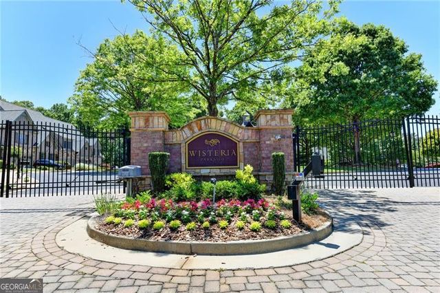 240 Wisteria Circle, Roswell, GA 30076