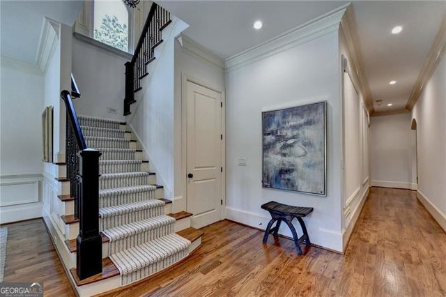 240 Wisteria Circle, Roswell, GA 30076