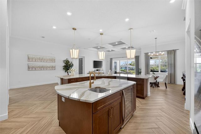 914 SIGNET DRIVE, Apollo Beach, FL 33572