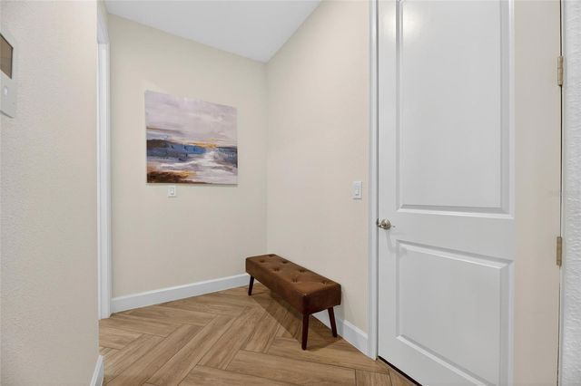 914 SIGNET DRIVE, Apollo Beach, FL 33572