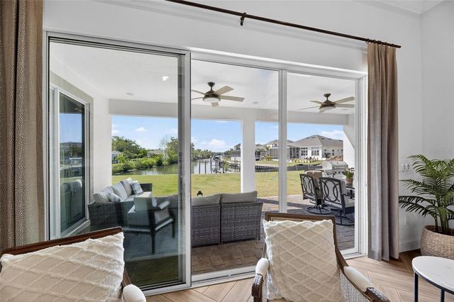 914 SIGNET DRIVE, Apollo Beach, FL 33572