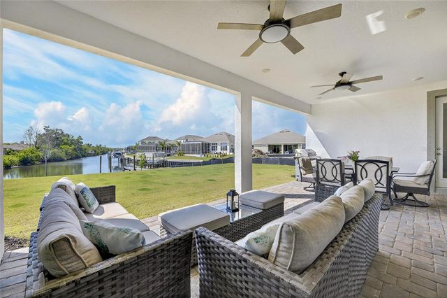 914 SIGNET DRIVE, Apollo Beach, FL 33572