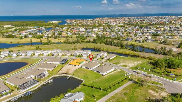 914 SIGNET DRIVE, Apollo Beach, FL 33572