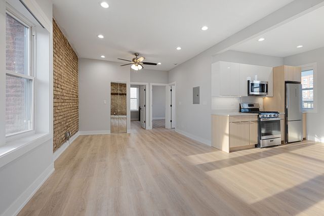 7423 N Clark Street 2, Chicago, IL 60626