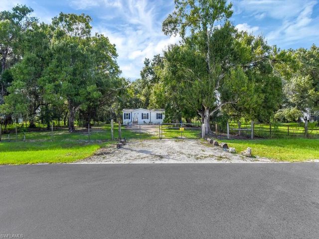 1079 Summerall RD, Labelle, FL 33935