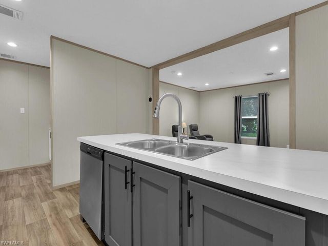 1079 Summerall RD, Labelle, FL 33935