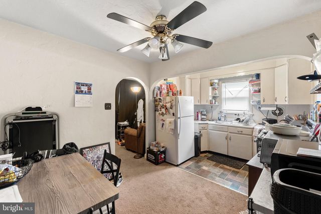 220-222 TAYLOR AVE, Essington, PA 19029