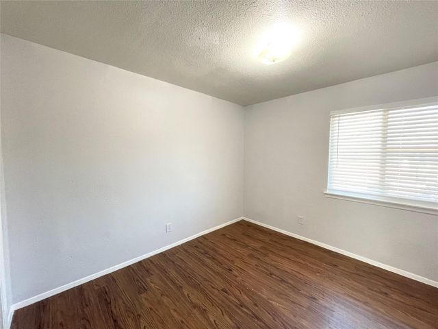 8208 Sam Rayburn DR D, Austin, TX 78753