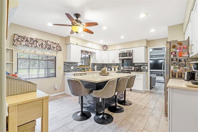 1305 GREENLAND TRACE, Deland, FL 32720