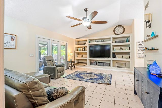 1305 GREENLAND TRACE, Deland, FL 32720