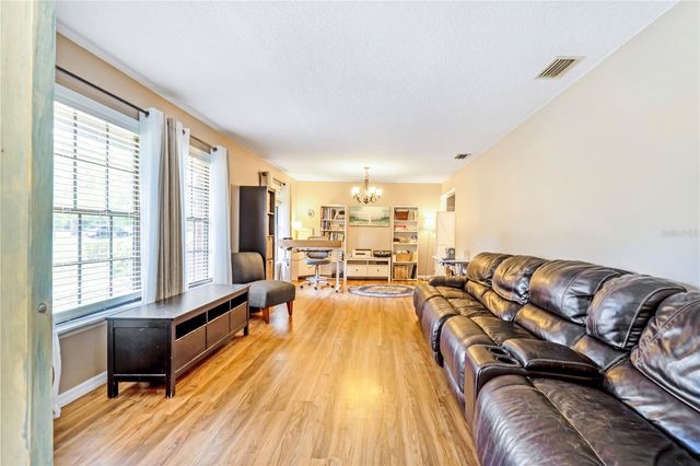 1305 GREENLAND TRACE, Deland, FL 32720