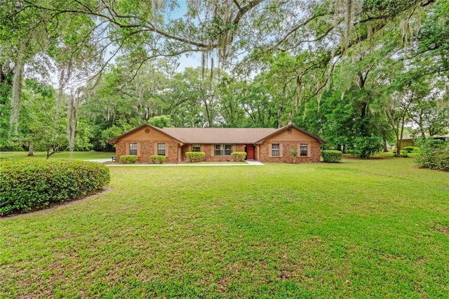 1305 GREENLAND TRACE, Deland, FL 32720