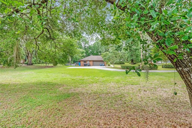 1305 GREENLAND TRACE, Deland, FL 32720