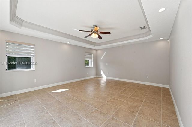 8100 SW 179th St, Palmetto Bay, FL 33157