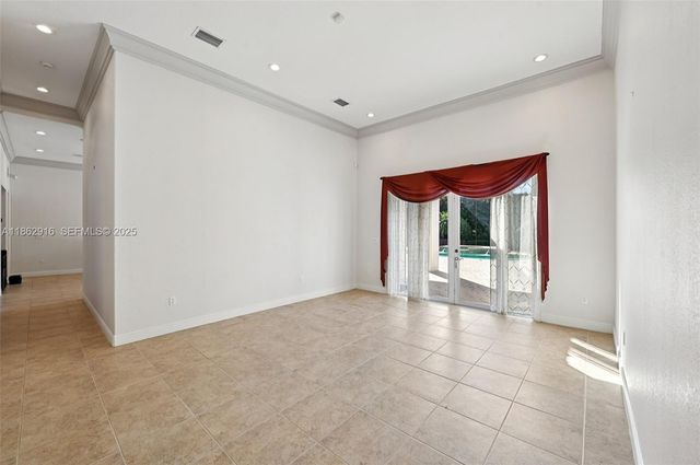 8100 SW 179th St, Palmetto Bay, FL 33157