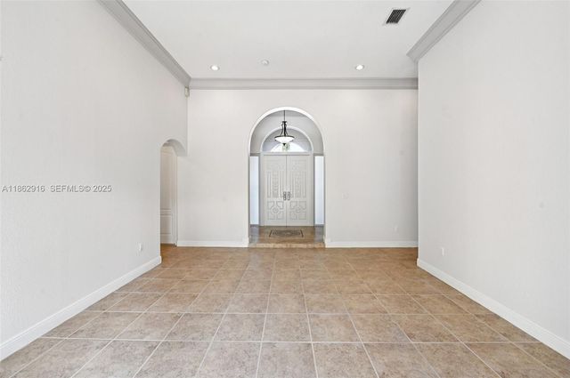 8100 SW 179th St, Palmetto Bay, FL 33157