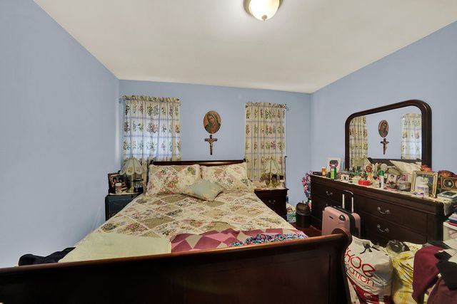 6228 S Menard Avenue, Chicago, IL 60638