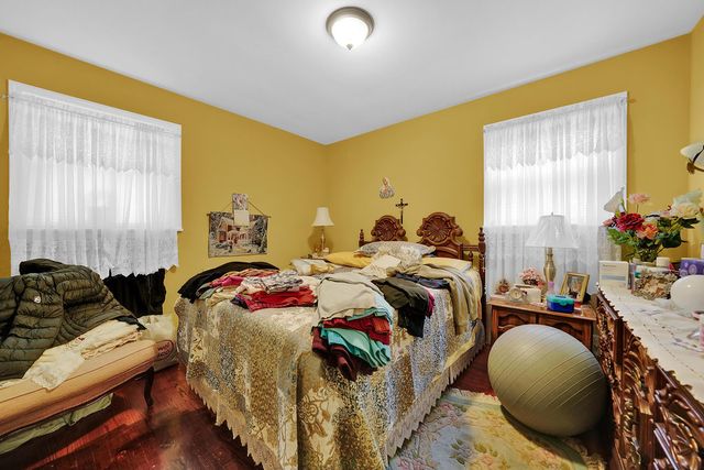 6228 S Menard Avenue, Chicago, IL 60638