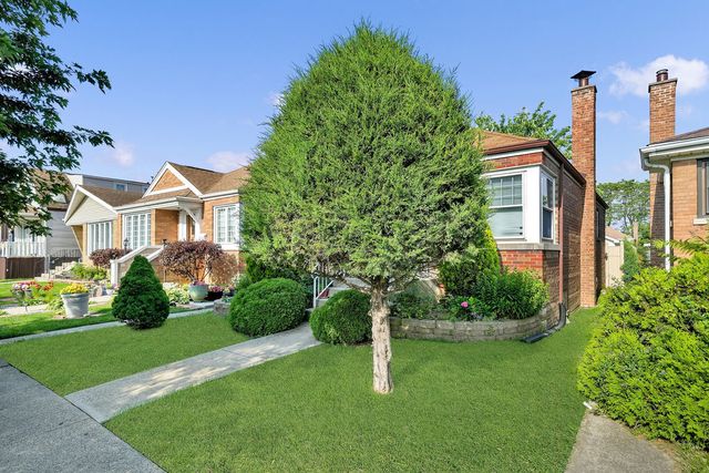 6228 S Menard Avenue, Chicago, IL 60638
