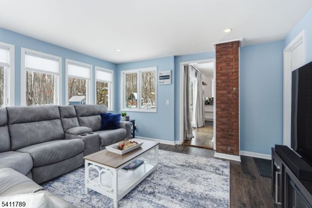 62 Forest Ave, Berkeley Heights Twp., NJ 07922