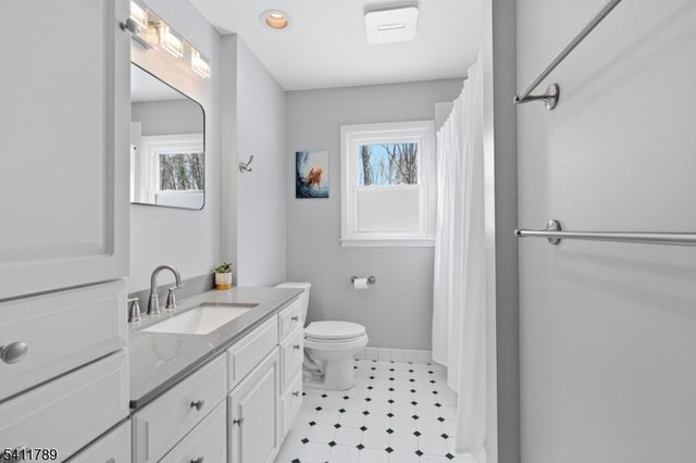 62 Forest Ave, Berkeley Heights Twp., NJ 07922